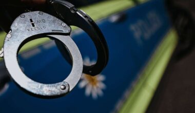 Ostendstraße in Stuttgart: Ladendieb wird festgehalten – und zieht plötzlich ein Messer