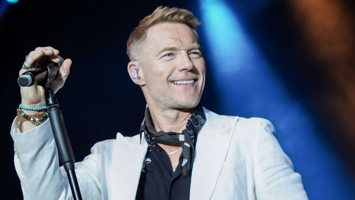 Ronan Keating in der Freilichtbühne: Ronan Keating-Konzert: Stimmung ausgelassen wie auf einer Gartenparty - Kultur