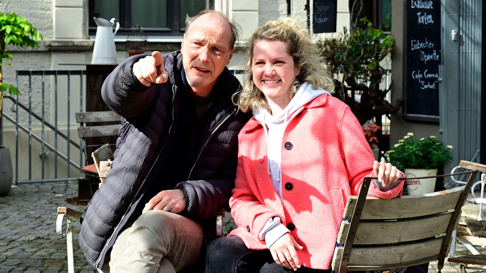Nach Karin Hanczewskis Abschied aus der Krimireihe ermitteln Martin Brambach und Cornelia Gröschel künftig zu zweit.