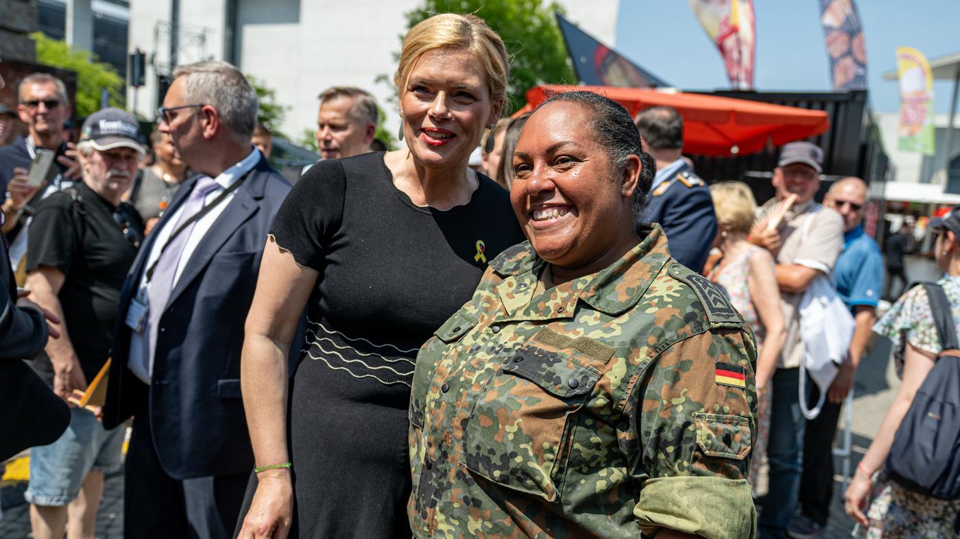 Der Veteranentag rückt die Bundeswehr in die Mitte Berlins