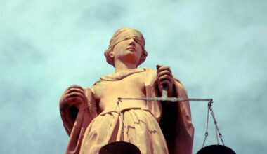 Niedersachsen: Hannover: Früherer Professor wegen NS-Parole zu Geldstrafe verurteilt