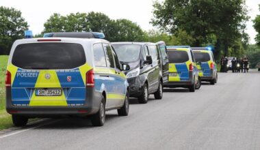 Tödlicher Unfall mit Fahrerflucht bei Nindorf: Polizei ermittelt zwei mögliche Fahrer | NDR.de - Nachrichten