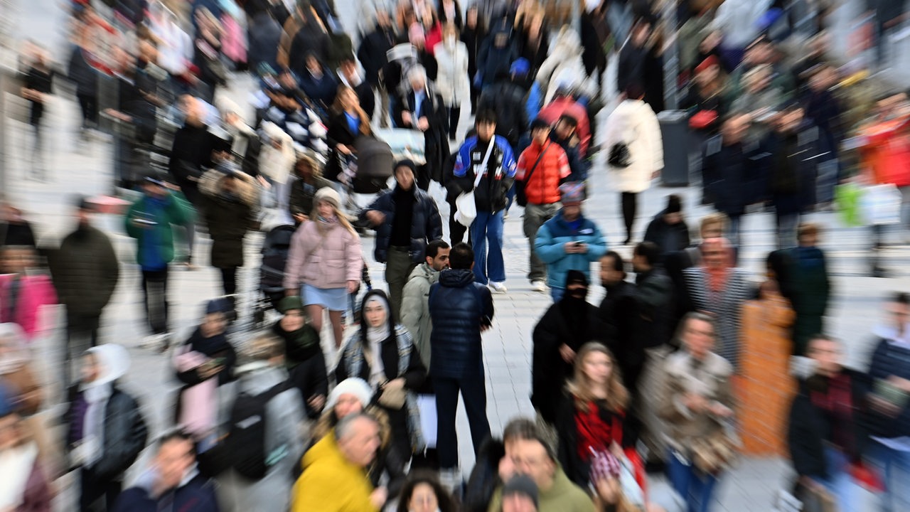 Trend geht zum 2. Pass: Immer mehr Einbürgerungen in Bremen