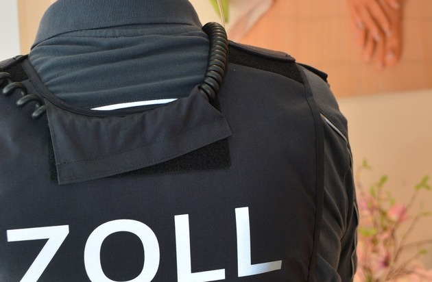 HZA-MS: Déjà-vu für den Zoll bei Wiederholungskontrolle in Nagelstudio / Wieder ...