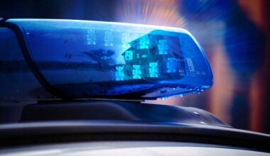 Polizei ermittelt: Jugendlicher auf der Straße durch Schuss in Freital verletzt
