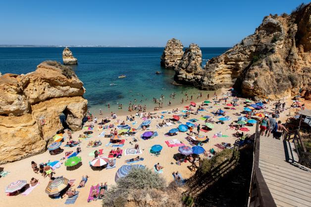 Ein Urlaub in Portugal kann den Geldbeutel schonen.