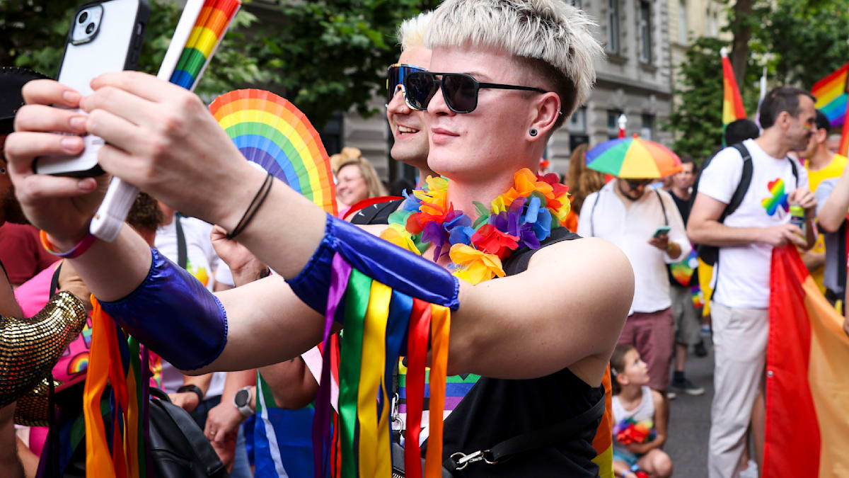 EU-Kommissionspräsidentin: Von der Leyen fordert Ungarn auf, Verbot der Budapester Pride Parade aufzuheben