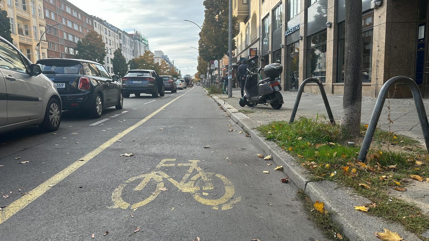 Berlins umstrittenster Pop-up-Radweg muss weg