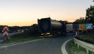 Autobahnpolizei Dresden: "Das Parken in der Auffahrt ist ein Riesenproblem"