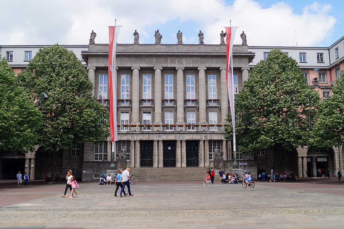 „gefährdet leben. Queere Menschen 1933-1945“: Ausstellung zeigt Lebensgeschichten in NS-Zeit - blickfeld