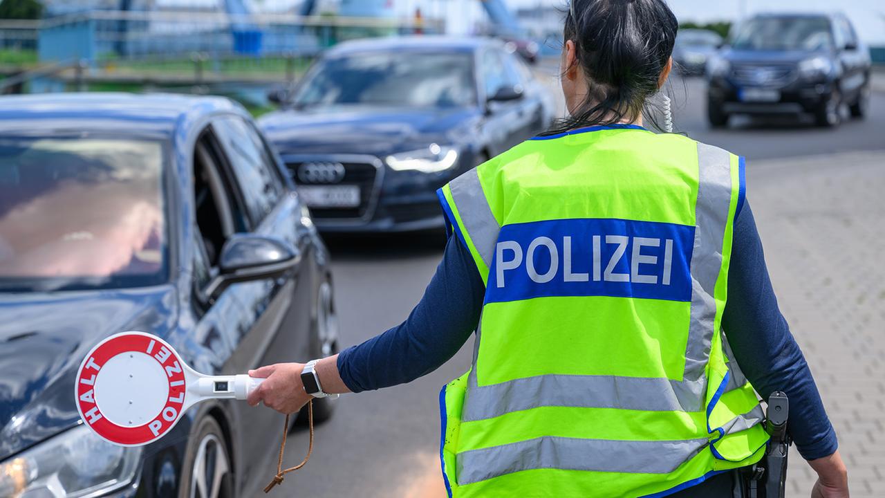 Brandenburg Berlin: Rechtswidrige Zurückweisungen: Zunächst abgewiesene Flüchtlinge beantragen Asyl in Berlin