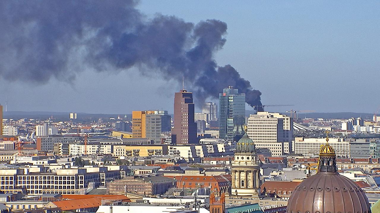Feuer auf Berliner Hochhausbaustelle gelöscht
