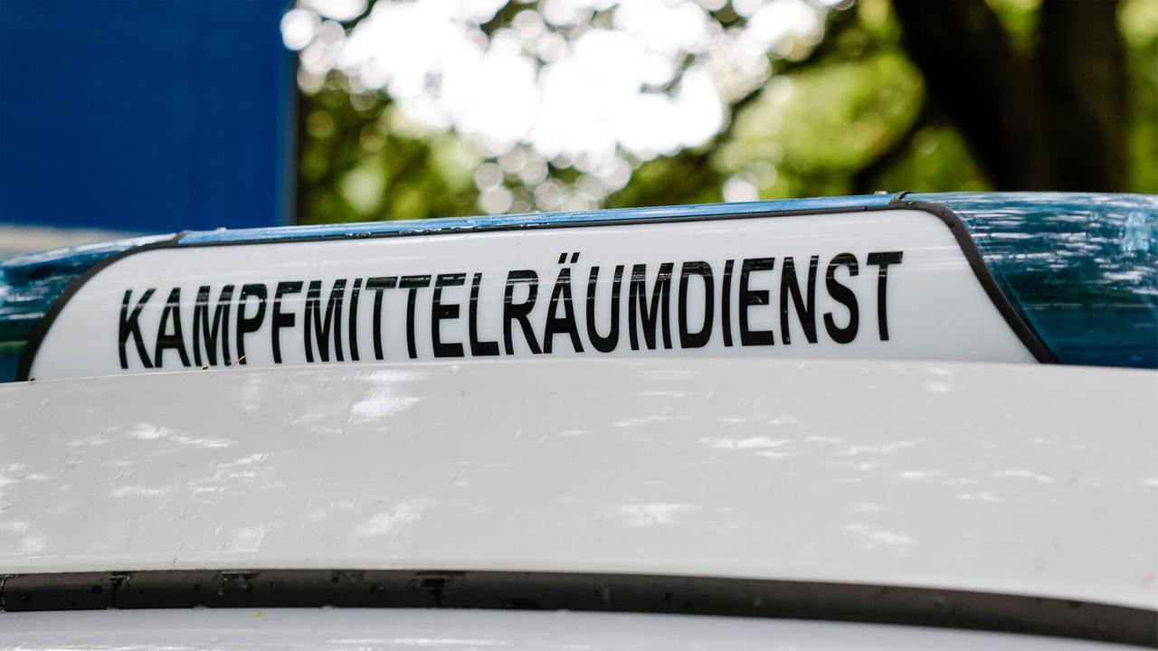 Brandenburg: Frau such im Fluss Rhin nach Schlüssel und angelt Granate