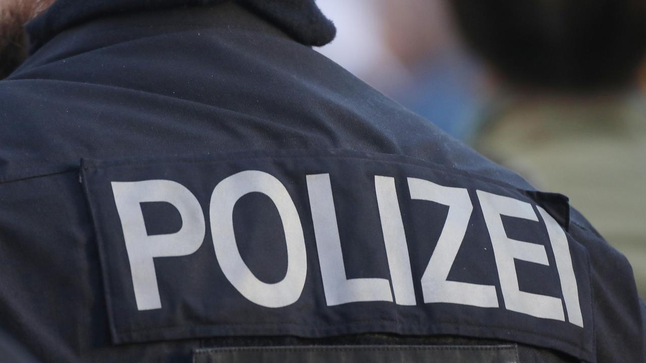 Womöglich antisemitisches Motiv: Mann in Berlin mit Messer bedroht