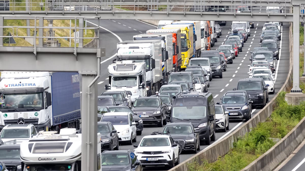 Elbtunnel gesperrt, viele Baustellen: Hamburg und der Norden erleben ein XXL-Stauwochenende
