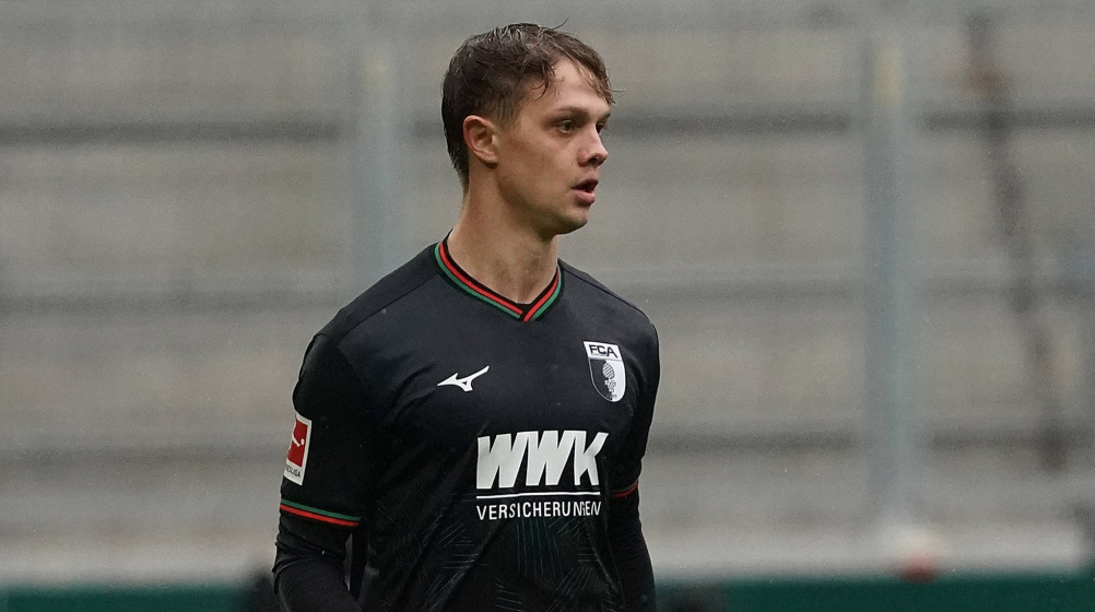 FC Augsburg verabschiedet Verteidiger Gumny nach fünf Jahren