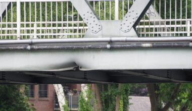 Nach Schiffsunfall in Lingen: Brücke nicht einsturzgefährdet | NDR.de - Nachrichten - Niedersachsen