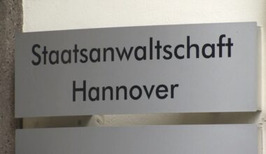 Farbattacke auf den Landtag in Hannover: 24-Jähriger angeklagt | NDR.de - Nachrichten - Niedersachsen