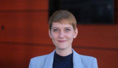 Queerbeauftragte kritisiert Ausschluss von Regenbogen-Netzwerk