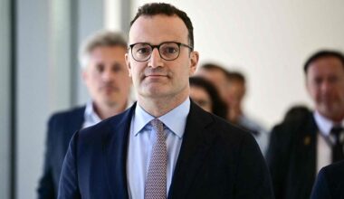 Ex-Gesundheitsminister Spahn rechtfertigt Vorgehen bei Maskendeals