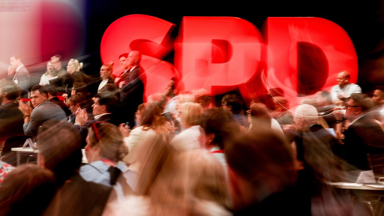 SPD-Parteitag fordert Vorbereitung von AfD-Verbotsverfahren