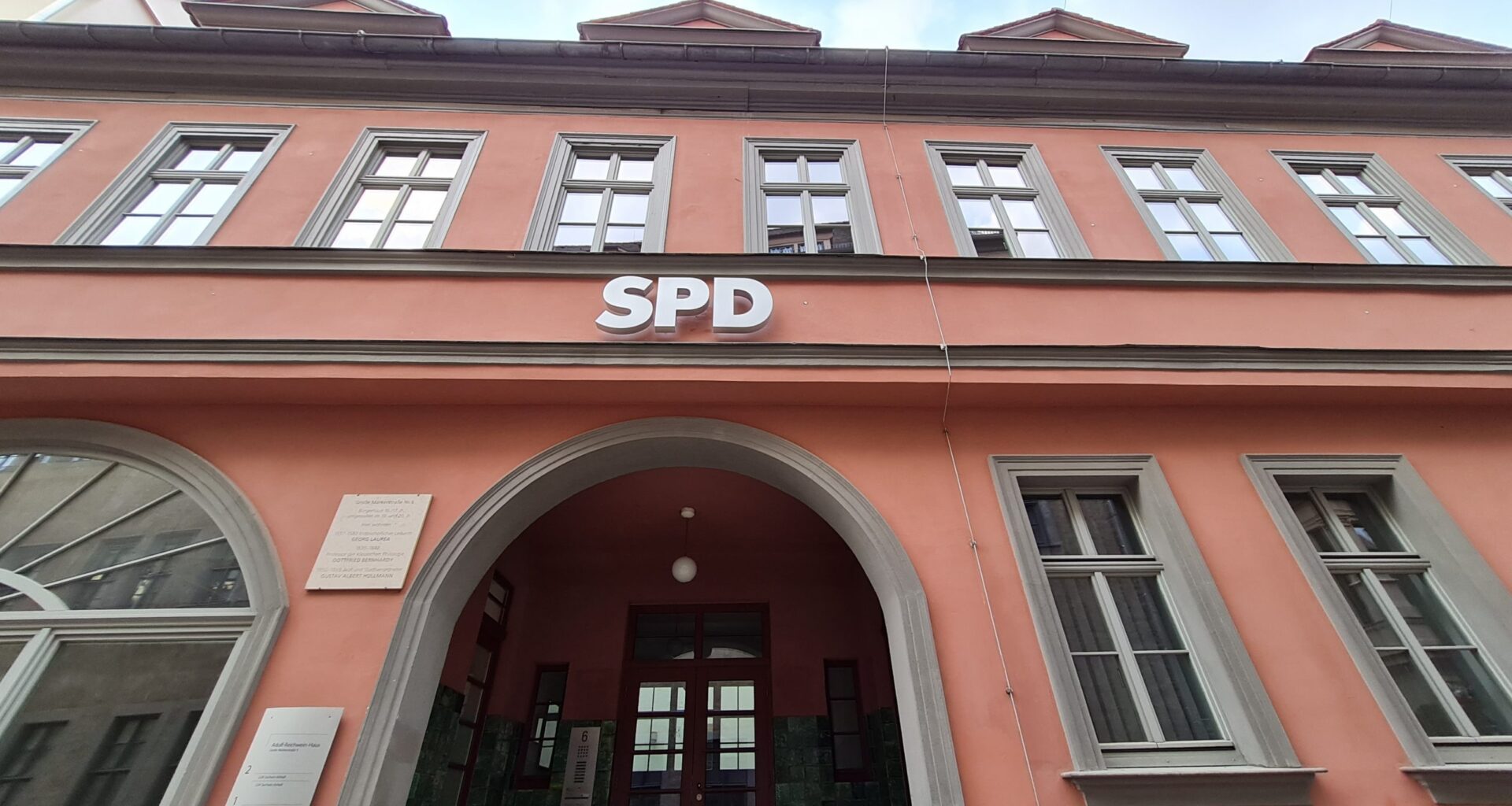 SPD-Fraktion verurteilt Brandanschlag auf DRK-Einrichtung in Reideburg