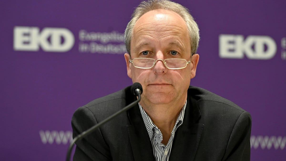 Migration: Berliner Bischof trifft sich mit zurückgewiesenen Somaliern