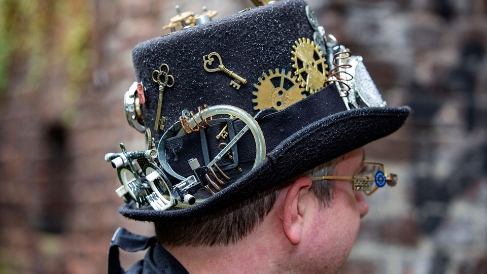 WGT Fans mit Zylinder: 6 spannende Fakten über Steampunk