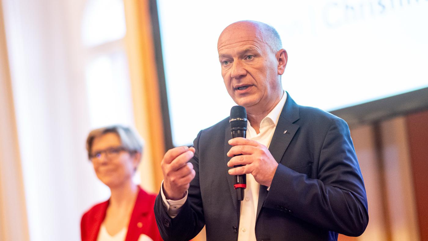 Kai Wegners Tag der offenen Tür im Roten Rathaus