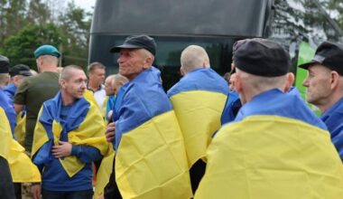 Ukraine-Liveblog: ++ Russland und Ukraine tauschen Kriegsgefangene aus ++