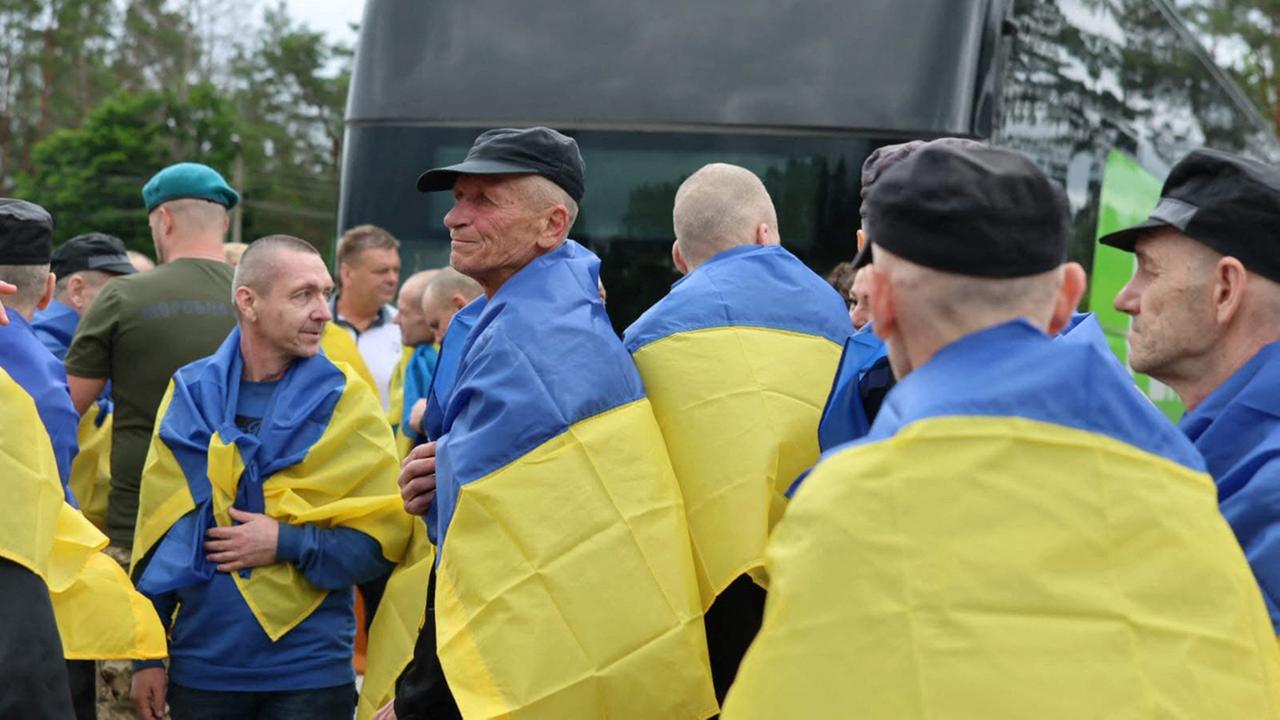 Ukraine-Liveblog: ++ Russland und Ukraine tauschen Kriegsgefangene aus ++
