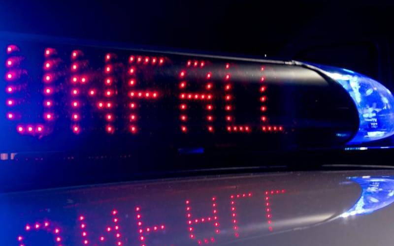 Blaulicht mit Hinweis Unfalls