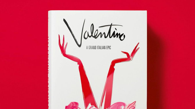 Valentinos Werk: Ein Buch für alle, die von Trends nichts halten – und weitere Stil-Highlights