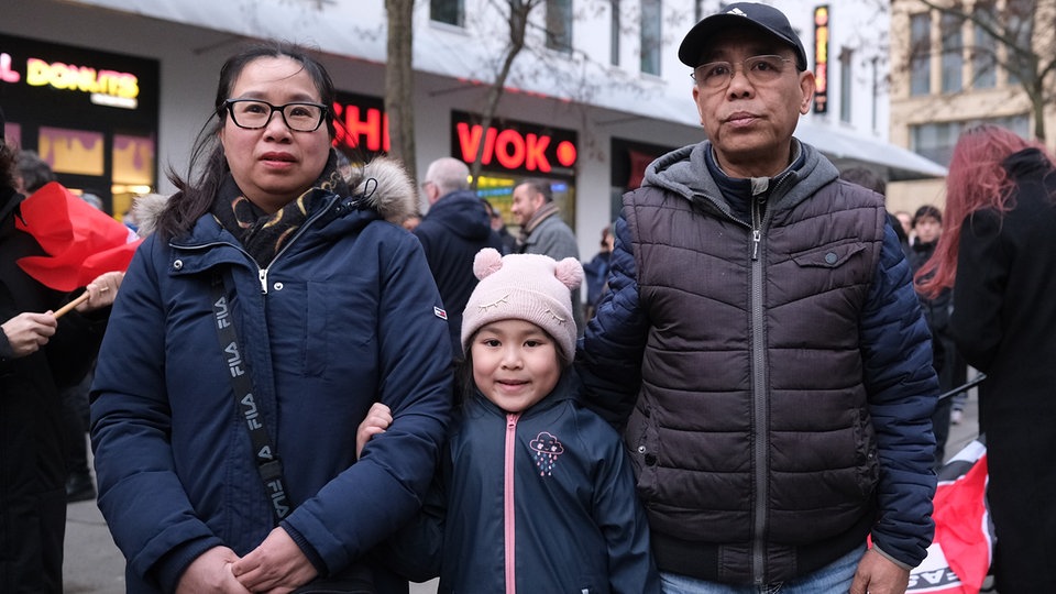 Nach Wegzug aus Chemnitz Vietnamesische Familie kann in Berlin bleiben