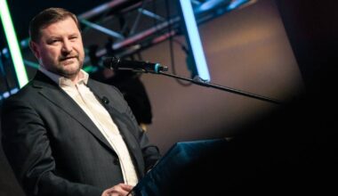 Kein Strafbefehl nach Facebook-Post über Solingens OB Kurzbach