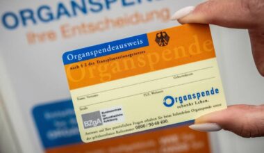 Organspende-Netzwerk schenkt Rosen an Maria Hilf Klinik