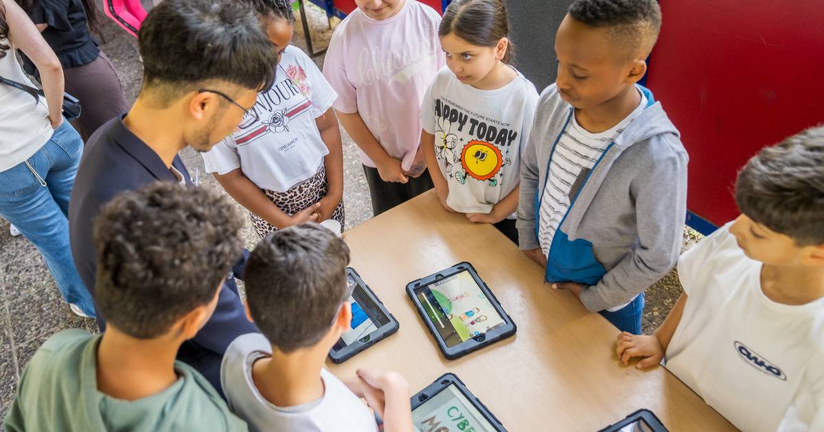 Redi-School an Schulen zu Digitalisierung und Cybersicherheit