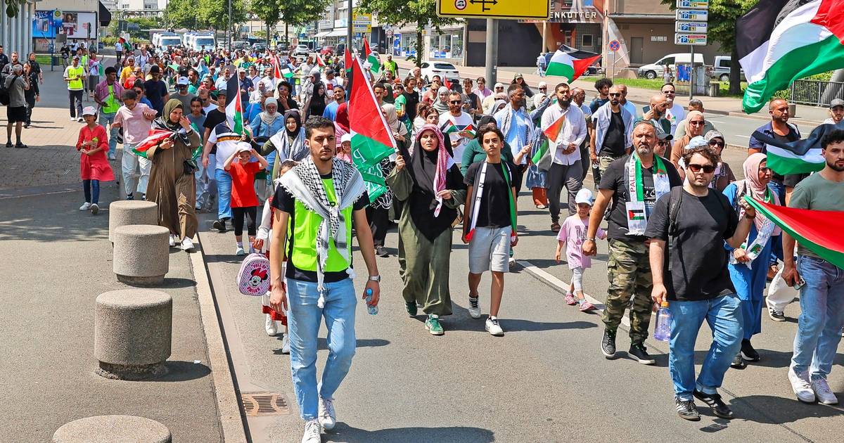 Mehrere Demonstrationen zur Situation in Nahost in Wuppertal