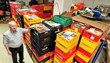 Wuppertaler Büchertafel: Vier Tonnen Lesestoff abzugeben