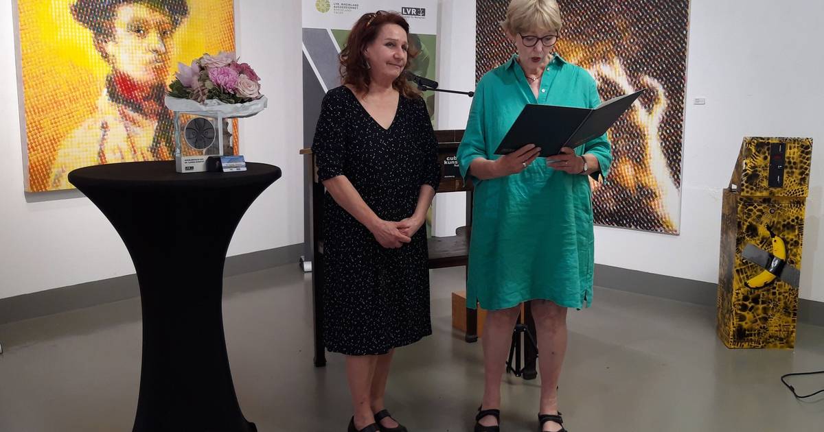 Duisburg: Claudia Schaefer von