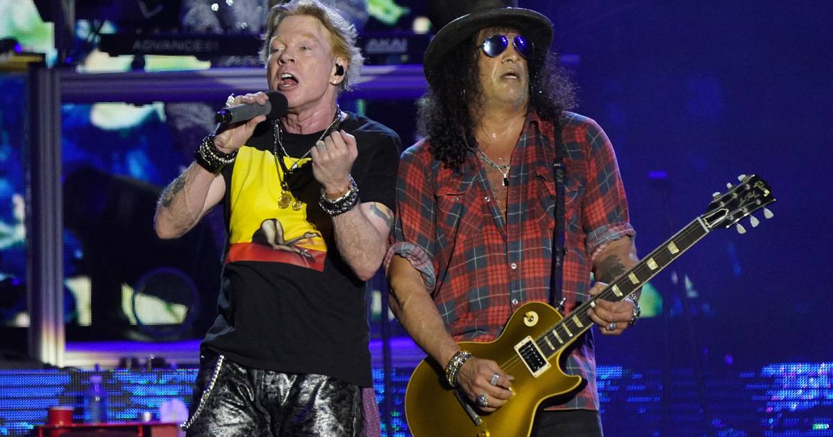 „Woah-oh-oh! Sweet Child of Mine“: 38.000 Fans feiern Guns N’ Roses in Düsseldorf - RP Online