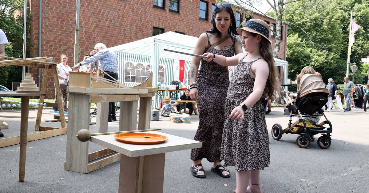 Bürgerfest in Windberg 2025 mit spannenden Experimenten und kreativer Kunst