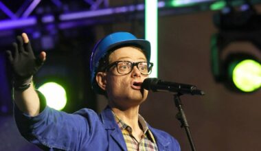 Drei Comedians beim „verrückten Montag“ im Schwarzen Adler