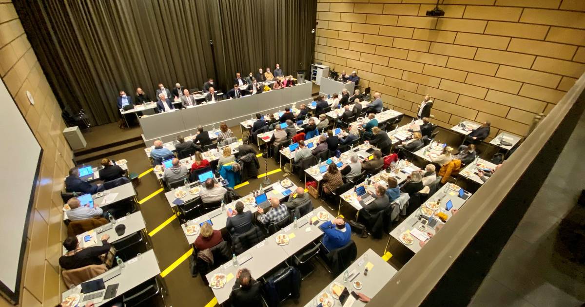 Was der Stadtrat zu Drogenszene, Fluglärm und Abwassergebühren beschlossen hat