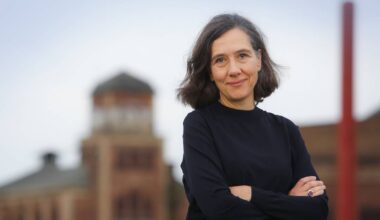 „Tage aus Glas“ von Dorothee Krings: Roman-Lesung in Mönchengladbach