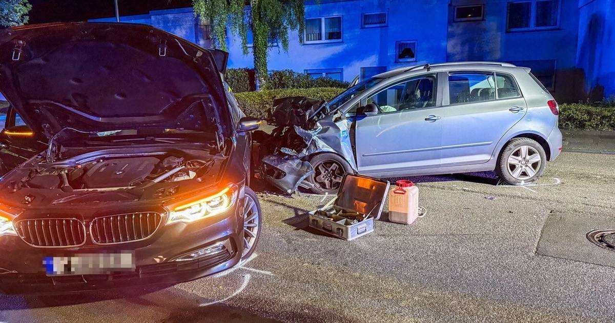 Schwerer Verkehrsunfall in Wuppertal: Mehrere Menschen verletzt