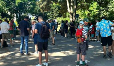 Hunderte „Pokémon Go“-Spieler im Hofgarten