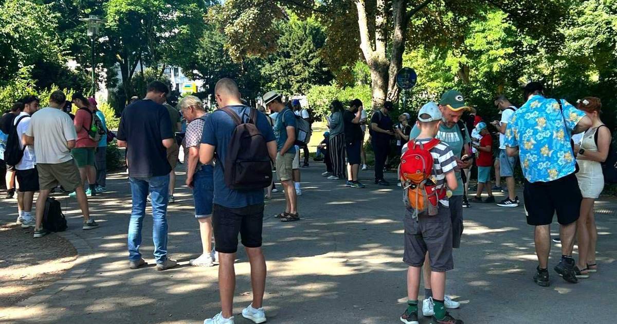Hunderte „Pokémon Go“-Spieler im Hofgarten