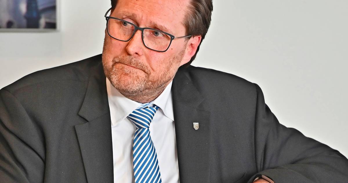 Krefelder Finanzen: Blauer Brief aus Düsseldorf