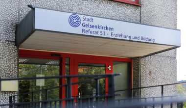 Nordrhein-Westfalen: Jugendamt Gelsenkirchen: Mitarbeiterin soll 300.000 Euro unterschlagen haben